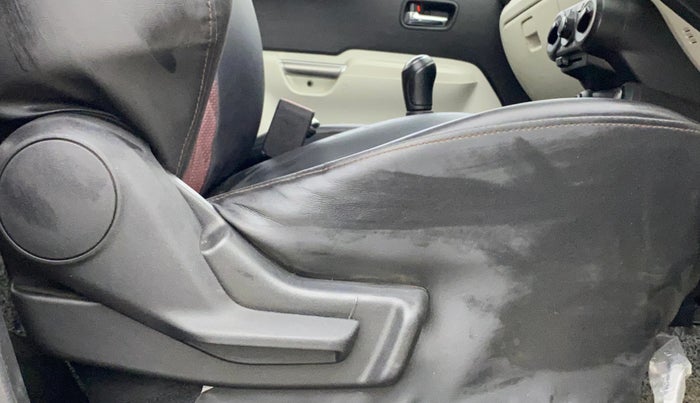 2021 Maruti IGNIS ZETA 1.2, Petrol, Manual, 49,633 km, Driver Side Adjustment Panel