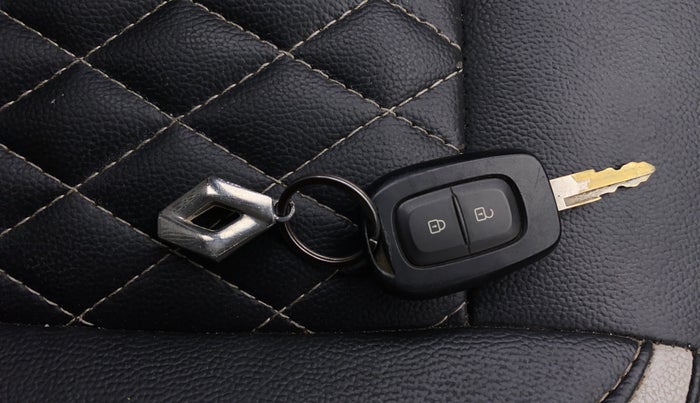 2022 Renault Kwid CLIMBER AMT 1.0, Petrol, Automatic, 19,923 km, Key Close Up