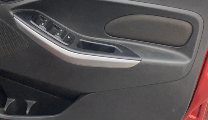 2017 Ford New Figo TITANIUM 1.2 PETROL MT, Petrol, Manual, 34,264 km, Driver Side Door Panels Control