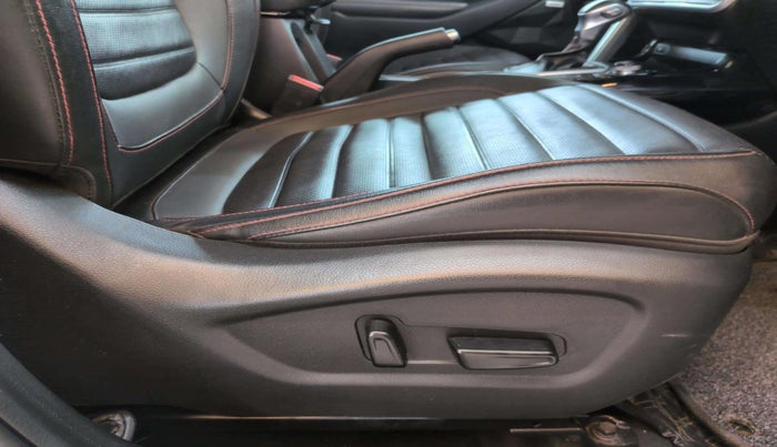 2020 KIA SELTOS GTX PLUS DCT 1.4 PETROL, Petrol, Automatic, 68,494 km, Driver Side Adjustment Panel