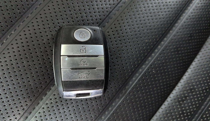 2020 KIA SELTOS GTX PLUS DCT 1.4 PETROL, Petrol, Automatic, 68,494 km, Key Close Up