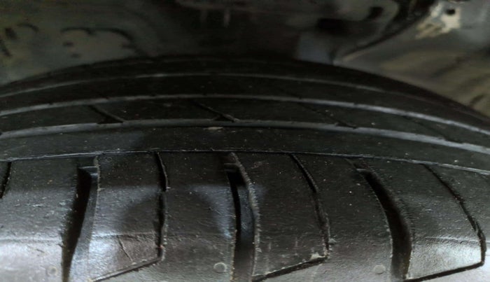 2020 KIA SELTOS GTX PLUS DCT 1.4 PETROL, Petrol, Automatic, 68,494 km, Right Front Tyre Tread