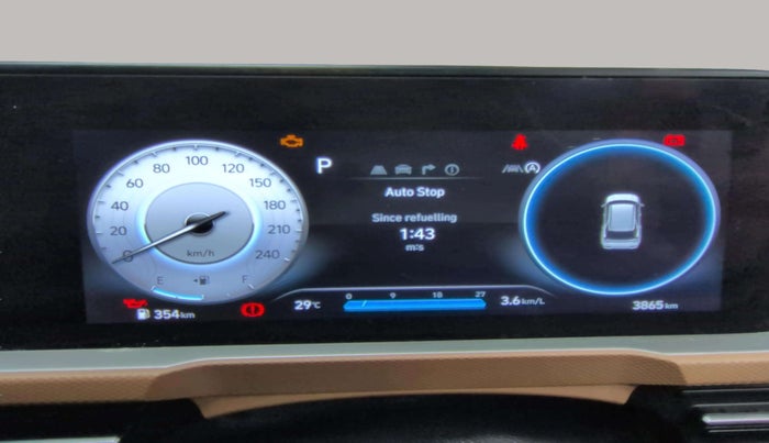 2025 Hyundai ALCAZAR Signature 7 STR 1.5 Turbo GDi Petrol DCT, Petrol, Automatic, 3,865 km, Odometer Image