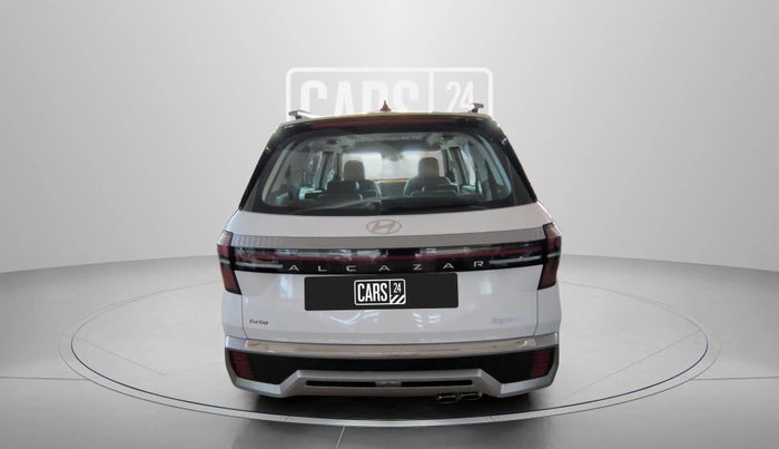 2025 Hyundai ALCAZAR Signature 7 STR 1.5 Turbo GDi Petrol DCT, Petrol, Automatic, 3,865 km, Back/Rear
