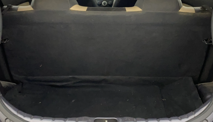 2015 Hyundai Eon ERA +, Petrol, Manual, 36,664 km, Boot Inside