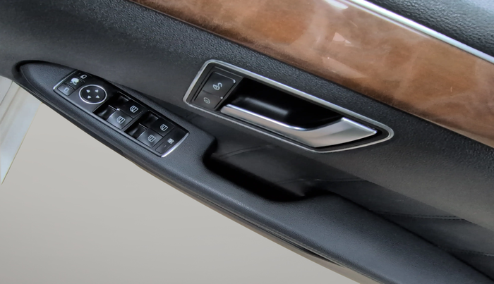 2012 Mercedes Benz E Class E 220 CDI ELEGANCE, Diesel, Automatic, 60,245 km, Driver Side Door Panels Control