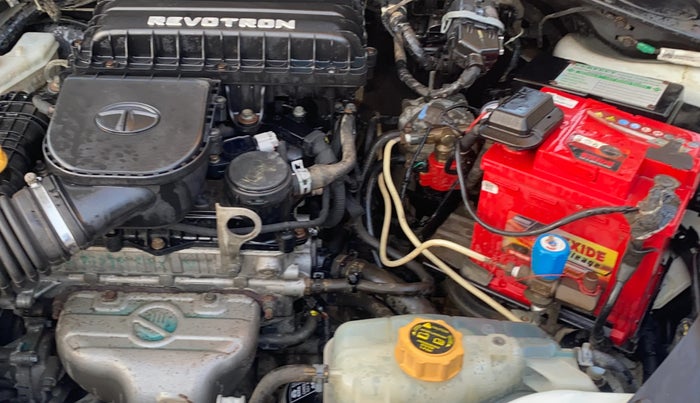 2018 Tata Tiago XT PETROL, CNG, Manual, 77,648 km, Engine View - Left