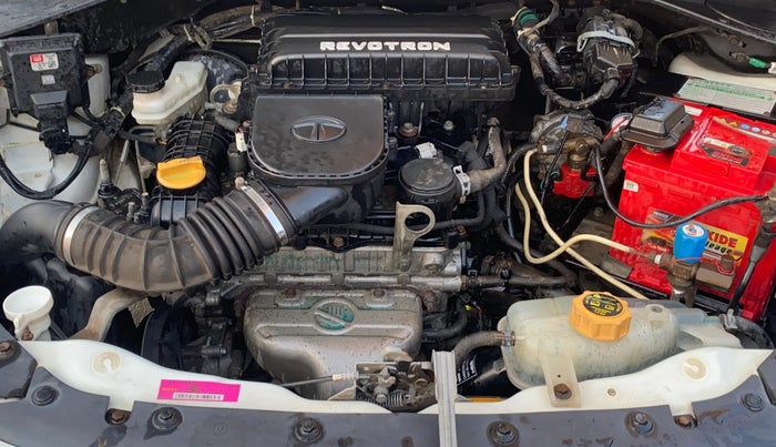 2018 Tata Tiago XT PETROL, CNG, Manual, 77,648 km, Engine View
