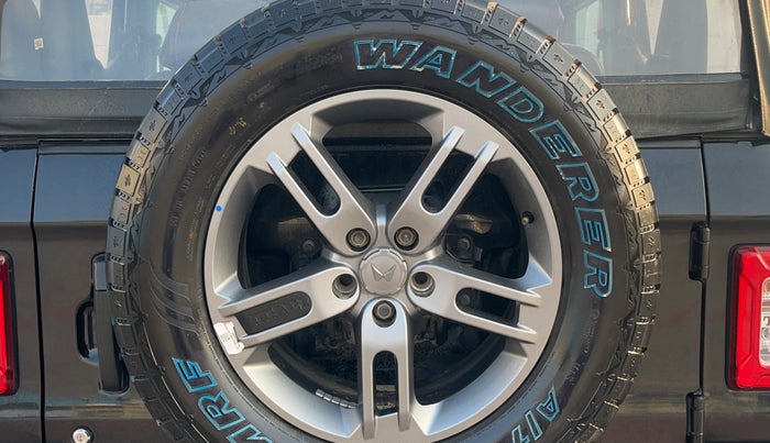 2023 Mahindra Thar LX D 4WD MT CONVERTIBLE, Diesel, Manual, 73,108 km, Spare Tyre