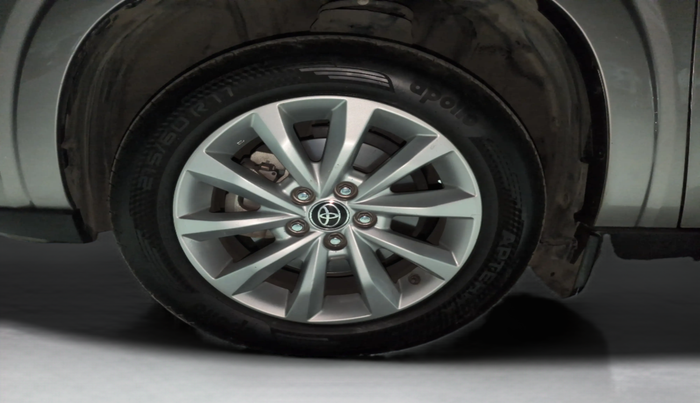 2023 Toyota INNOVA HYCROSS VX HYBRID 7 STR, Hybrid, Automatic, 14,825 km, Left Front Wheel