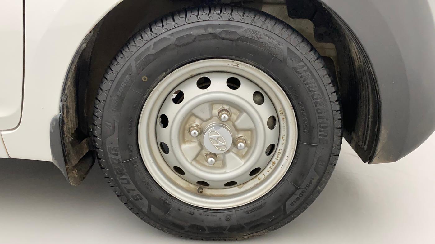 2016 Hyundai Eon D-LITE+, Petrol, Manual, 29,218 km, Right Front Wheel