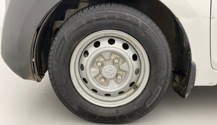 2016 Hyundai Eon D-LITE+, Petrol, Manual, 29,218 km, Left Front Wheel