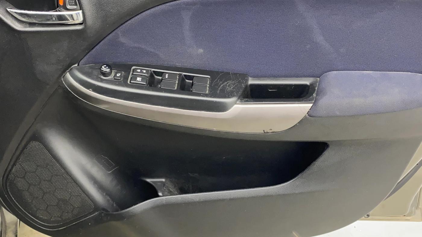 2020 Maruti Baleno DELTA PETROL 1.2, Petrol, Manual, 21,517 km, Driver Side Door Panels Control