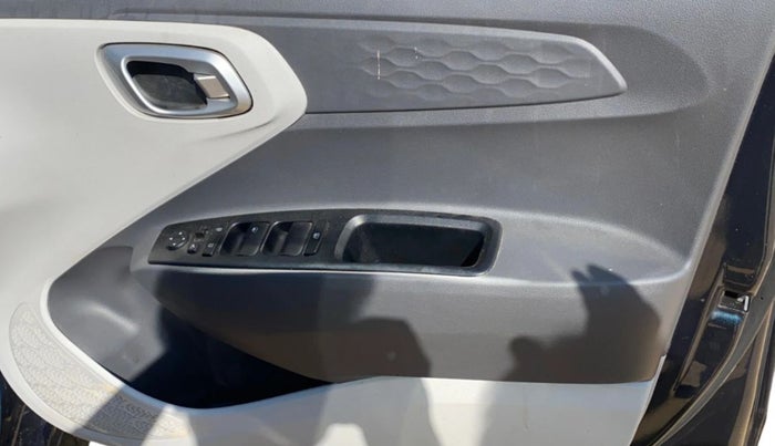 2023 Hyundai GRAND I10 NIOS SPORTZ 1.2 KAPPA VTVT, Petrol, Manual, 34,664 km, Driver Side Door Panels Control