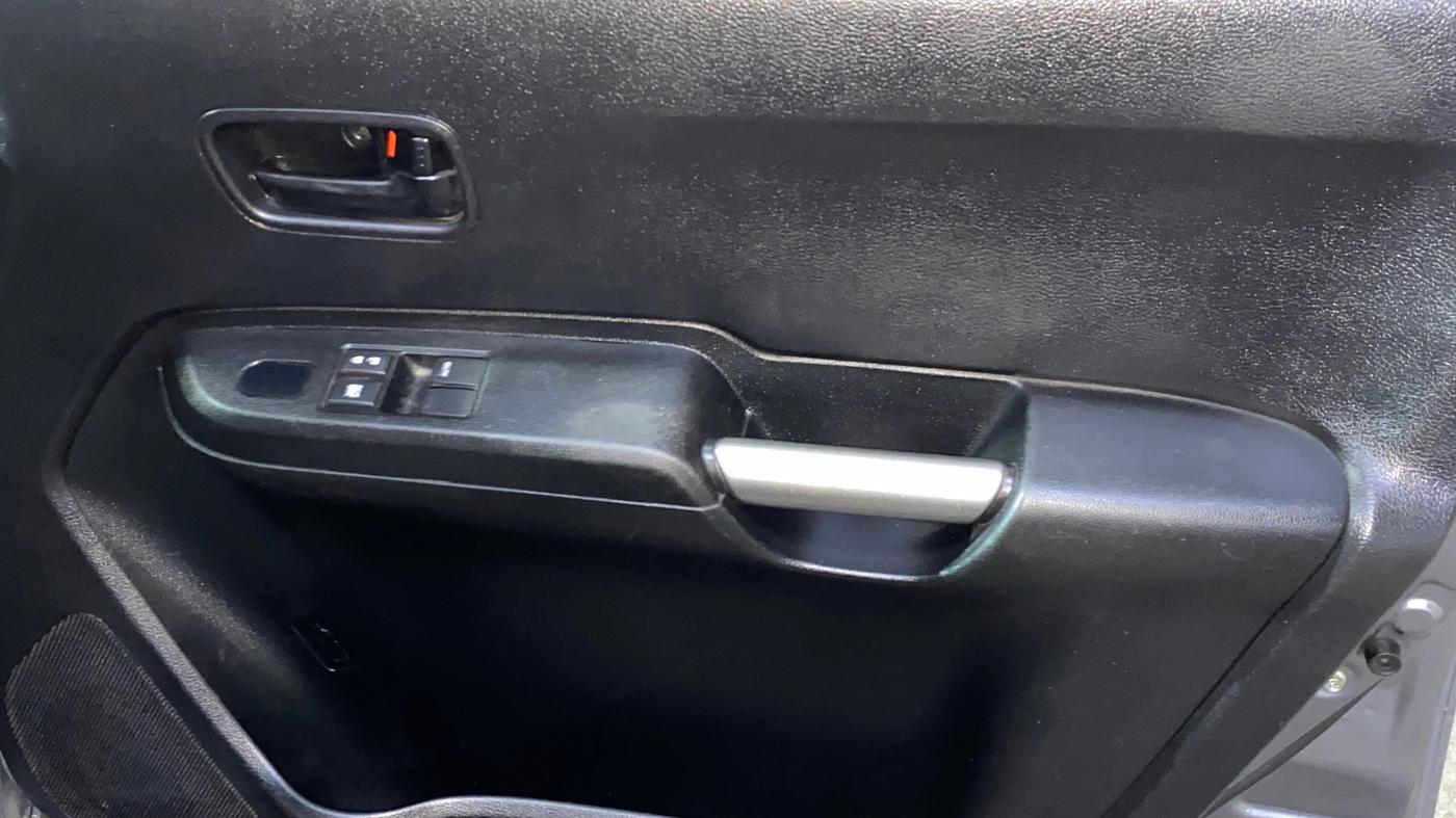 2021 Maruti IGNIS SIGMA 1.2, Petrol, Manual, 32,609 km, Driver Side Door Panels Control