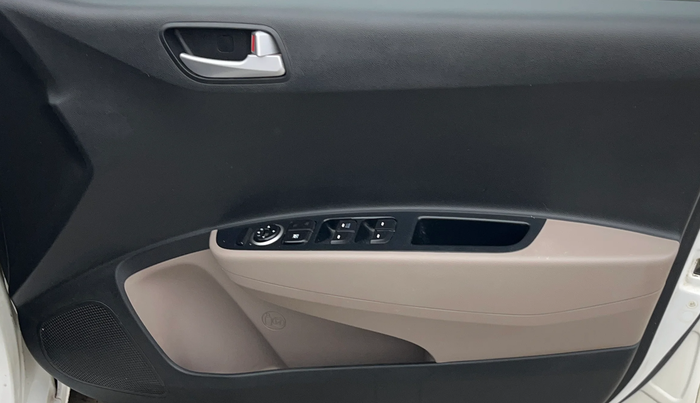 2018 Hyundai Grand i10 SPORTZ (O) 1.2 KAPPA VTVT, Petrol, Manual, 45,578 km, Driver Side Door Panels Control