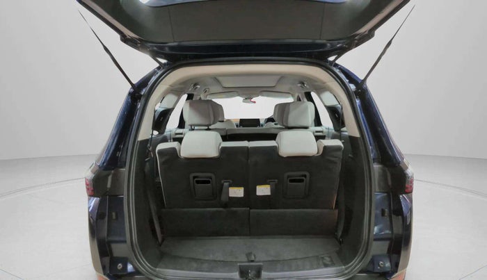 2023 Tata Safari XZ PLUS, Diesel, Manual, 13,709 km, Boot Door Open