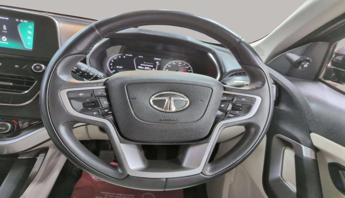 2023 Tata Safari XZ PLUS, Diesel, Manual, 13,709 km, Steering Wheel Close Up