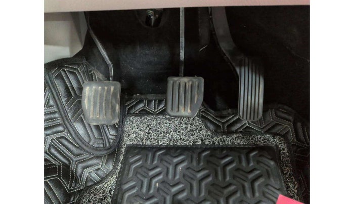 2023 Tata Safari XZ PLUS, Diesel, Manual, 13,709 km, Pedals