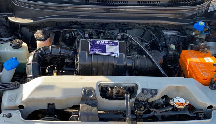 2017 Hyundai Eon ERA +, CNG, Manual, 51,034 km, Engine View