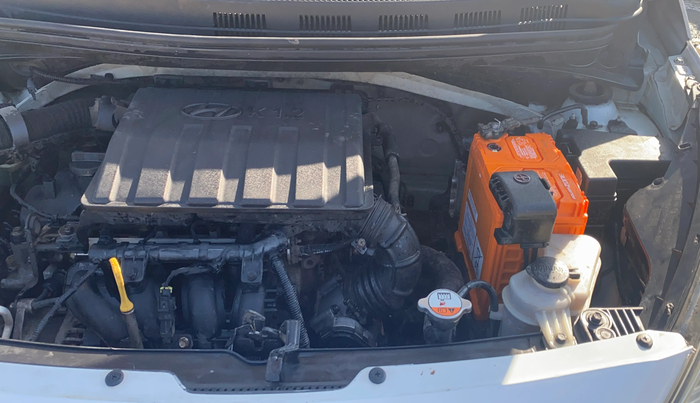 2015 Hyundai Xcent S 1.2, Petrol, Manual, 1,10,521 km, Engine View - Left