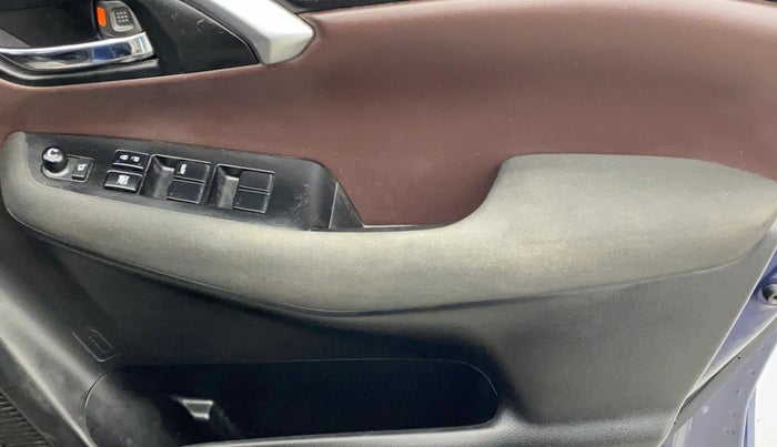 2023 Maruti Grand Vitara DELTA SMART HYBRID, Petrol, Manual, 39,351 km, Driver Side Door Panels Control