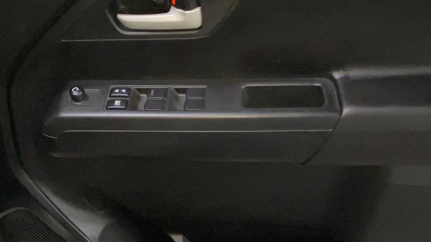 2024 Maruti New Wagon-R ZXI 1.2 AMT, Petrol, Automatic, 38,500 km, Driver Side Door Panels Control