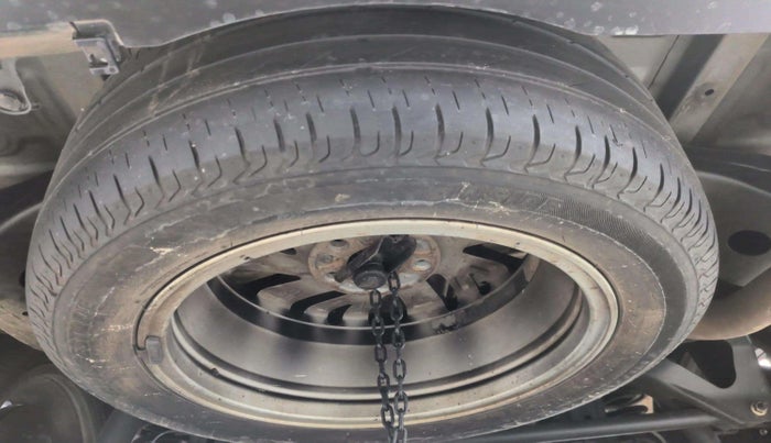 2021 Toyota Innova Crysta 2.4 ZX 7 STR, Diesel, Manual, 51,917 km, Spare Tyre