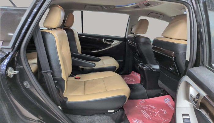 2021 Toyota Innova Crysta 2.4 ZX 7 STR, Diesel, Manual, 51,917 km, Right Side Rear Door Cabin