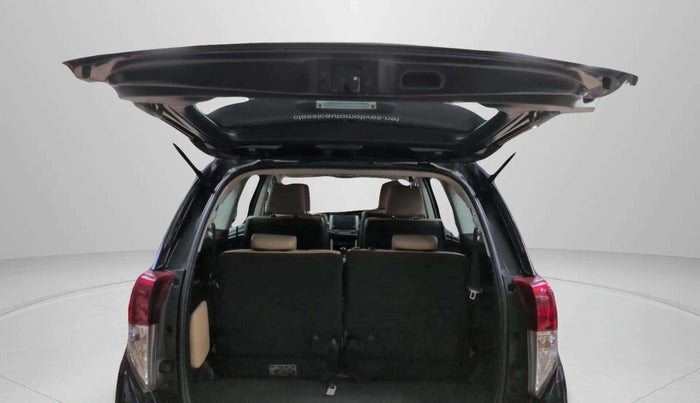 2021 Toyota Innova Crysta 2.4 ZX 7 STR, Diesel, Manual, 51,917 km, Boot Door Open