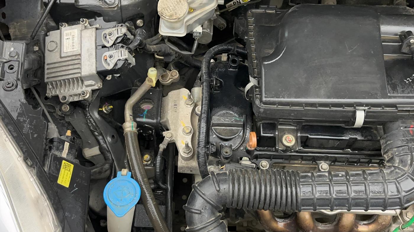 2022 Maruti Dzire VXI CNG, CNG, Manual, 73,489 km, Engine View - Right