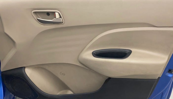 2019 Hyundai NEW SANTRO SPORTZ CNG, CNG, Manual, 66,292 km, Driver Side Door Panels Control