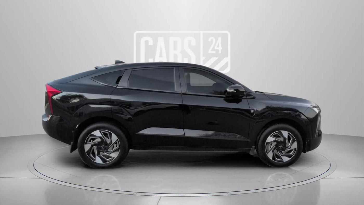 2025 Mahindra XEV 9e Pack Three B79 KWH, Electric, Automatic, 9,794 km, Right Side View