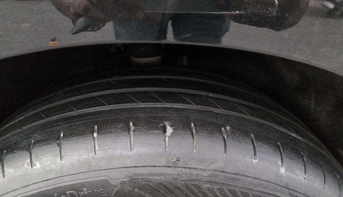 2025 Mahindra XEV 9e Pack Three B79 KWH, Electric, Automatic, 9,794 km, Right Rear Tyre Tread