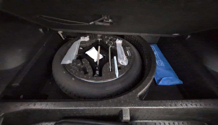 2025 Mahindra XEV 9e Pack Three B79 KWH, Electric, Automatic, 9,794 km, Spare Tyre