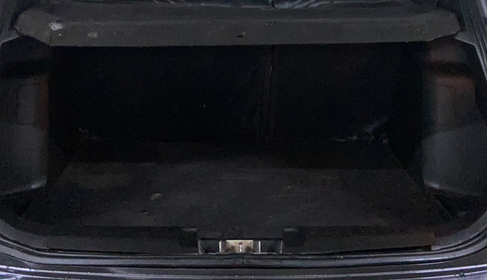 2018 Maruti Vitara Brezza ZDI, Diesel, Manual, 88,638 km, Boot Inside