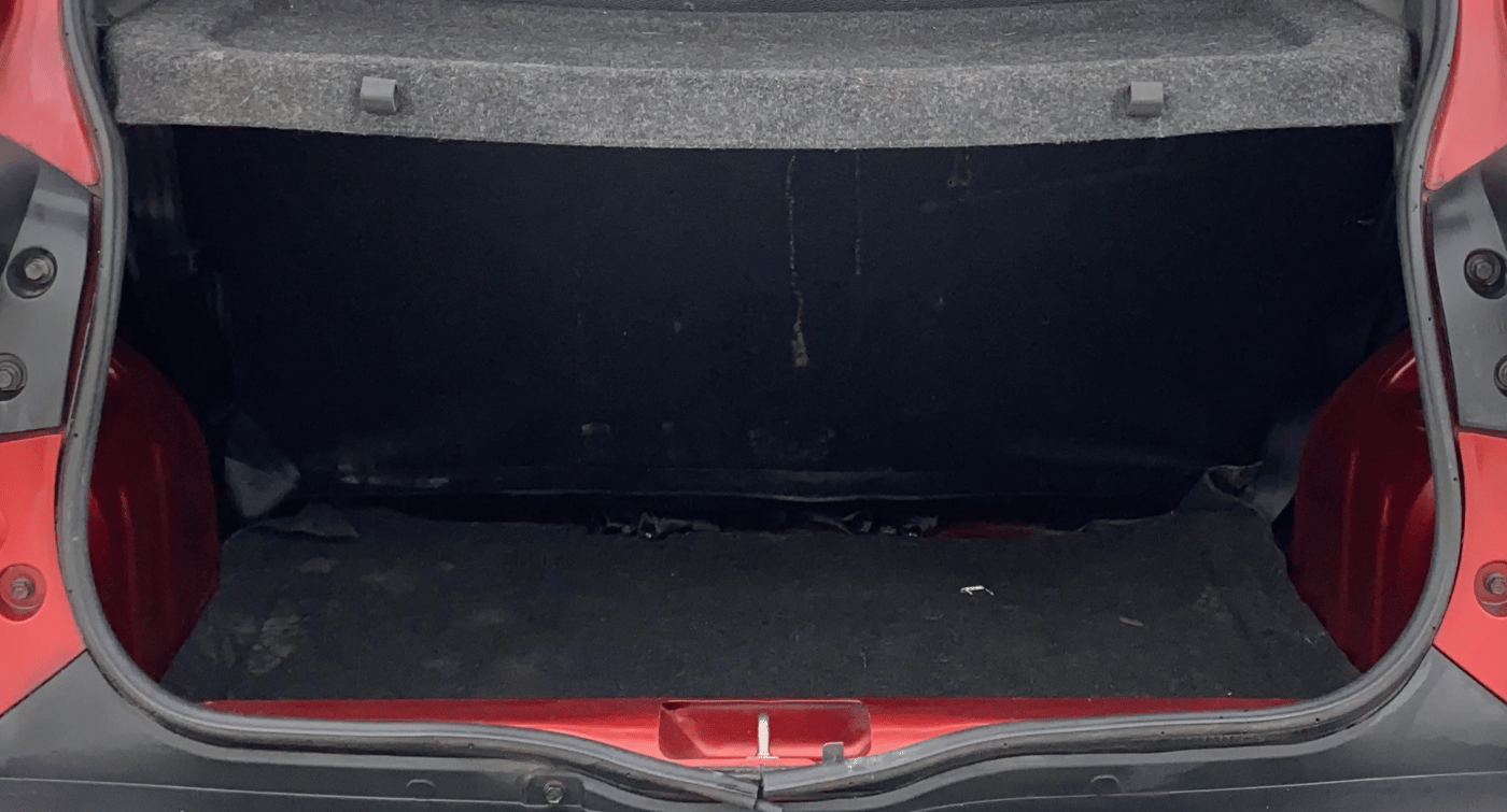 2018 Renault Kwid RXT 1.0 (O), Petrol, Manual, 23,668 km, Boot Inside