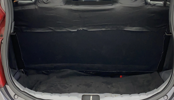 2017 Hyundai Eon ERA +, Petrol, Manual, 30,745 km, Boot Inside