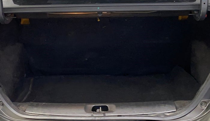 2015 Maruti Swift Dzire VXI, Petrol, Manual, 49,860 km, Boot Inside