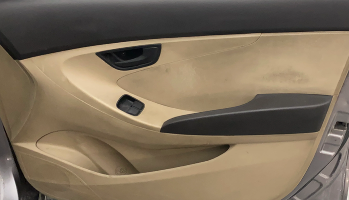 2013 Hyundai Eon MAGNA +, Petrol, Manual, 93,032 km, Driver Side Door Panels Control