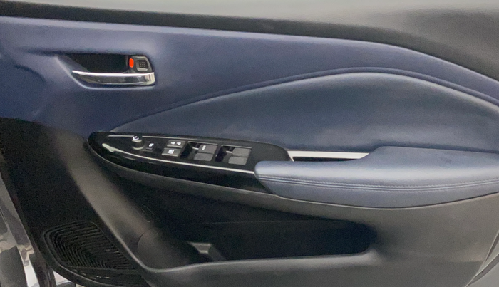2024 Maruti Baleno ZETA PETROL 1.2, Petrol, Manual, 13,524 km, Driver Side Door Panels Control