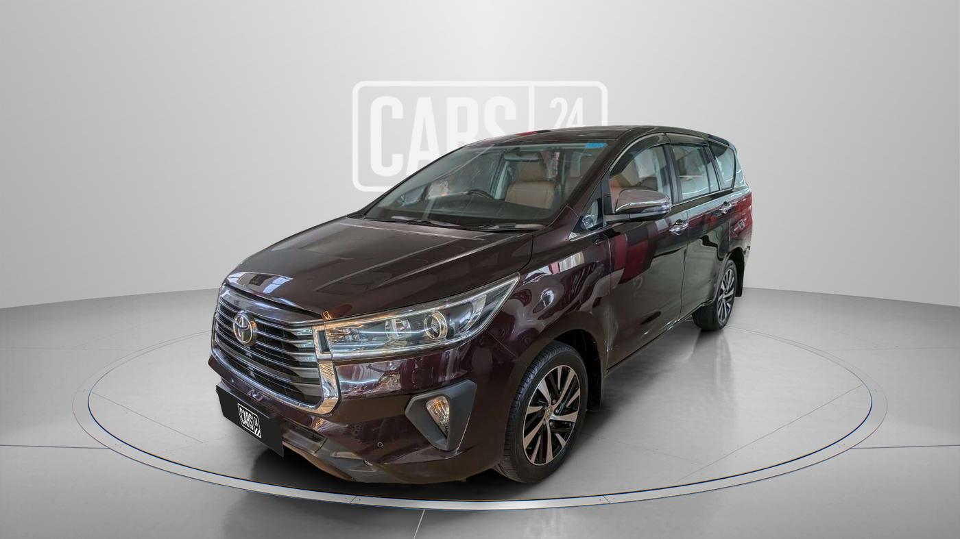 2022 Toyota Innova Crysta 2.7 ZX AT 7 STR, Petrol, Automatic, 28,544 km, Left Front Diagonal