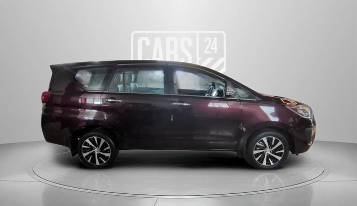 2022 Toyota Innova Crysta 2.7 ZX AT 7 STR, Petrol, Automatic, 28,544 km, Right Side View