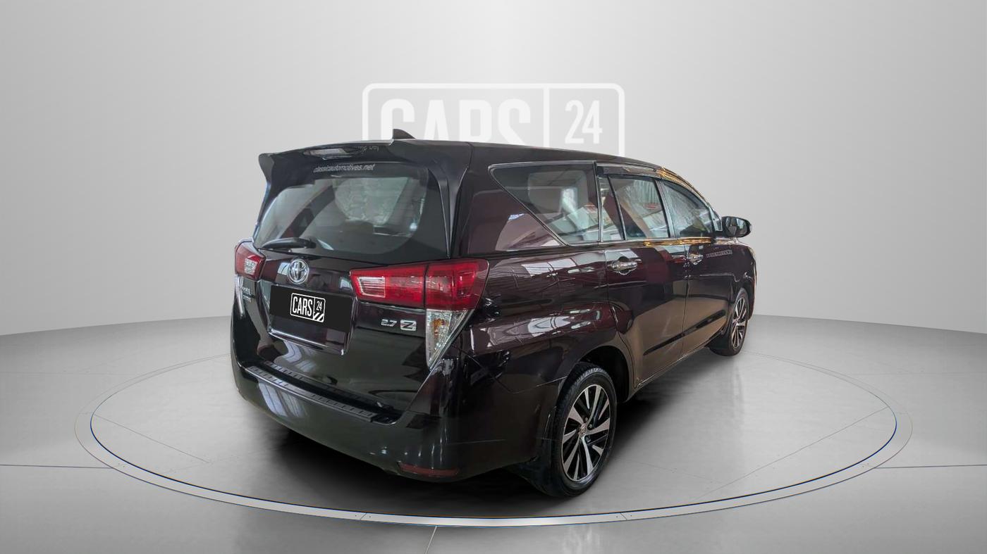 2022 Toyota Innova Crysta 2.7 ZX AT 7 STR, Petrol, Automatic, 28,544 km, Right Back Diagonal