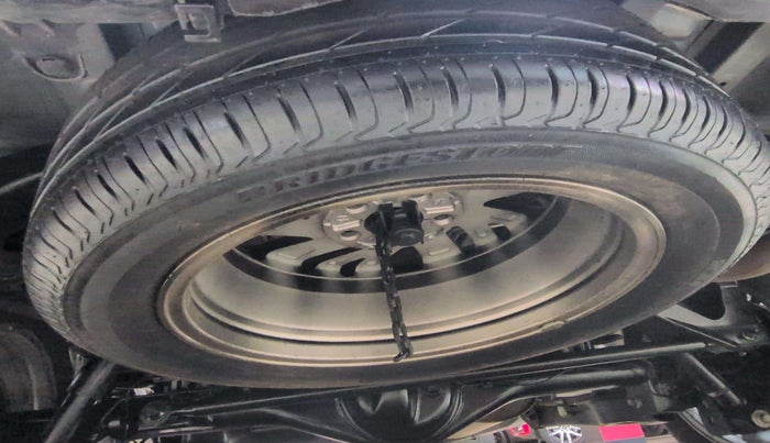 2022 Toyota Innova Crysta 2.7 ZX AT 7 STR, Petrol, Automatic, 28,544 km, Spare Tyre