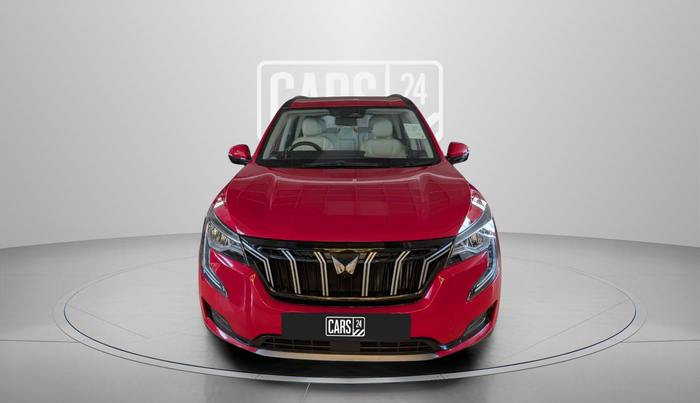 2022 Mahindra XUV700 AX 7 LUXURY P AT 7 STR, Petrol, Automatic, 32,261 km, Front