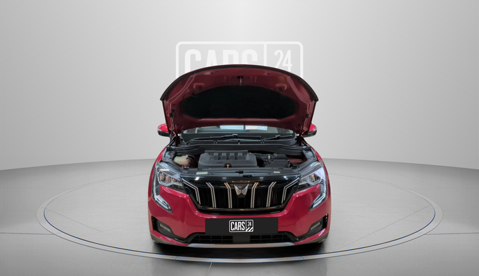 2022 Mahindra XUV700 AX 7 LUXURY P AT 7 STR, Petrol, Automatic, 32,261 km, Open Bonet