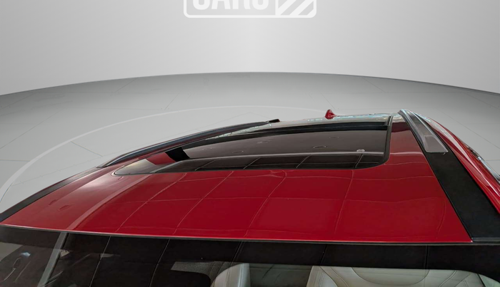 2022 Mahindra XUV700 AX 7 LUXURY P AT 7 STR, Petrol, Automatic, 32,261 km, Roof