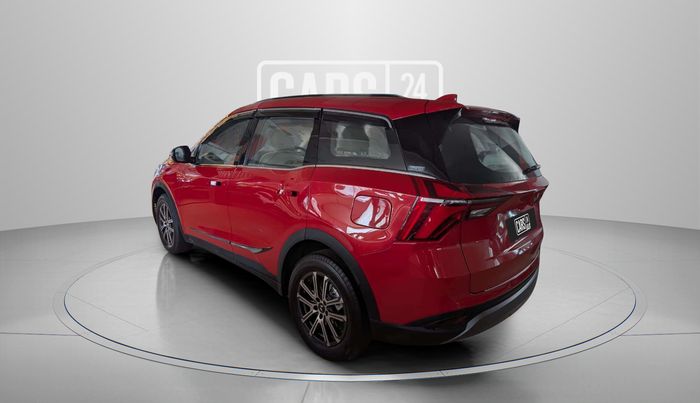 2022 Mahindra XUV700 AX 7 LUXURY P AT 7 STR, Petrol, Automatic, 32,261 km, Left Back Diagonal