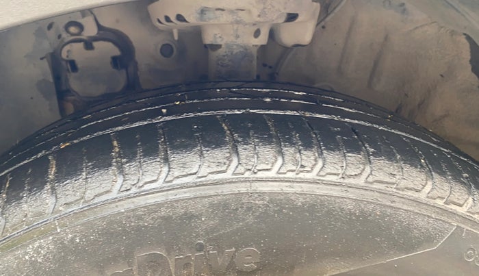 2020 Hyundai VENUE SX 1.5 CRDI, Diesel, Manual, 45,316 km, Left Front Tyre Tread